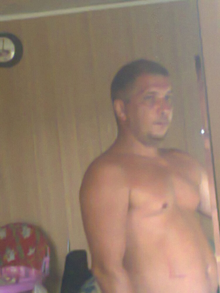  7570673  Oleg, 52 ,    