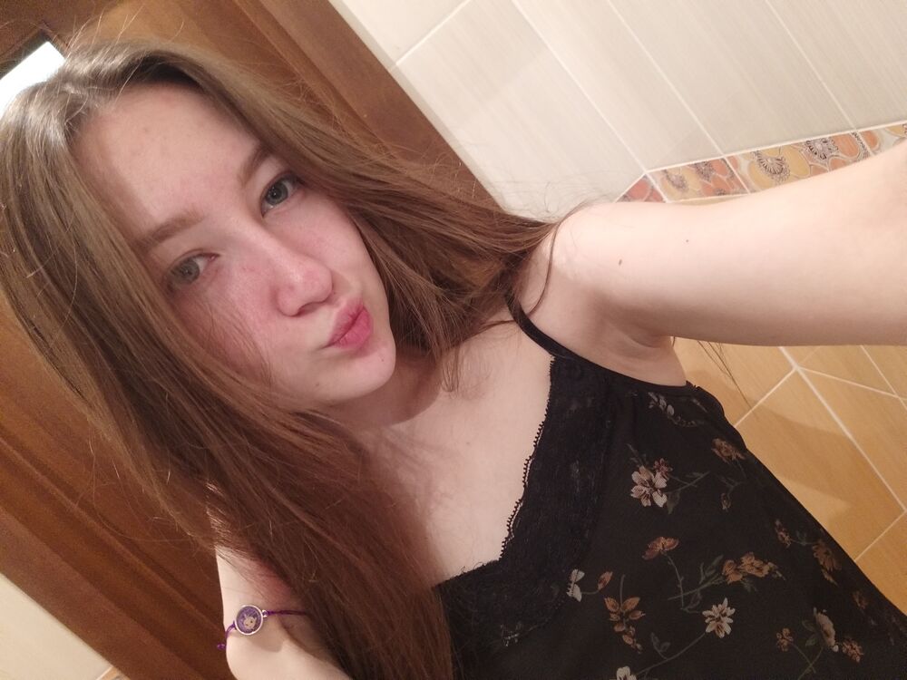  34335243  Lenara, 20 ,    