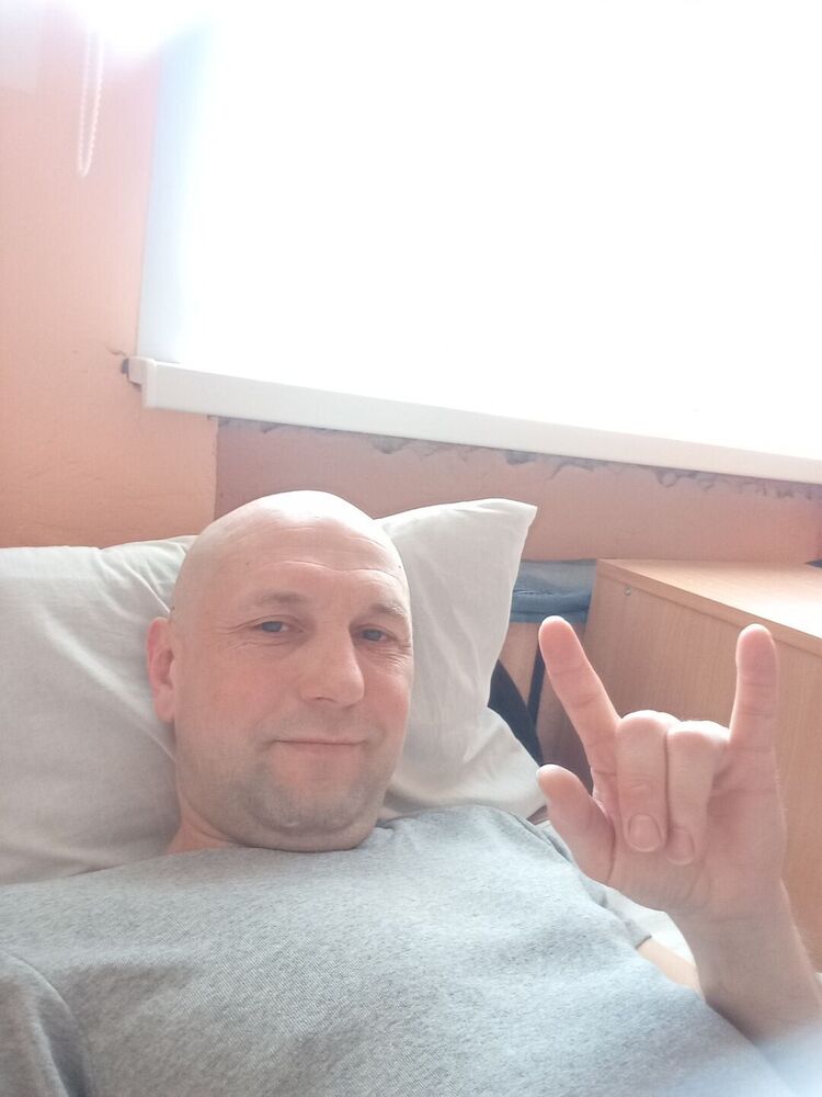  49140843  , 43 ,    