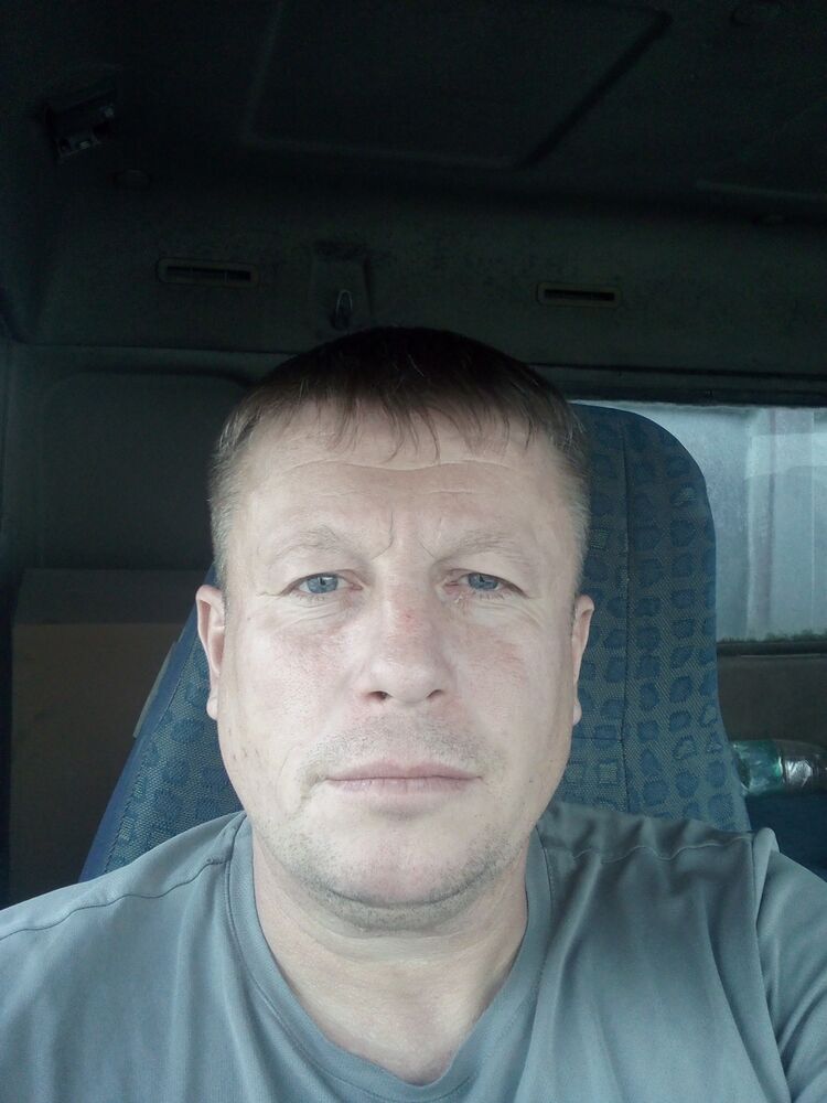 28517893  , 45 ,    