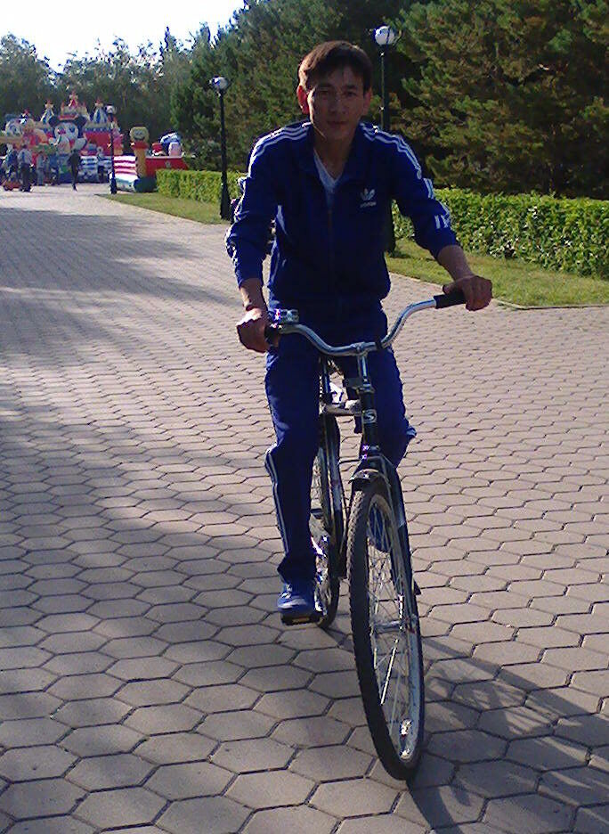  3994083  Nurzhan, 35 ,    