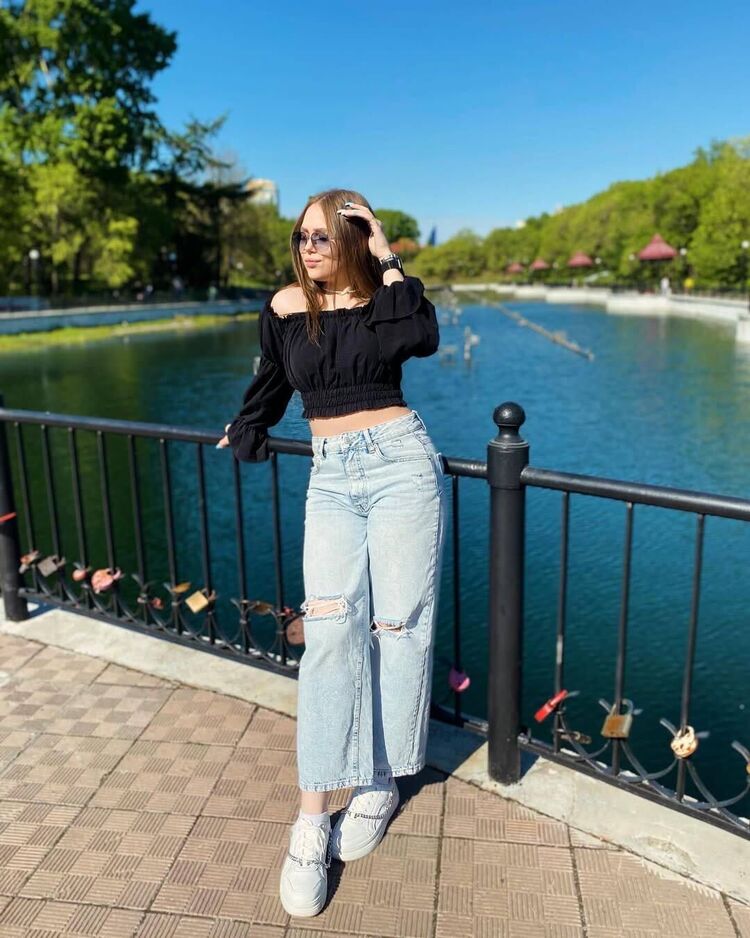  54497283  , 21 ,    --