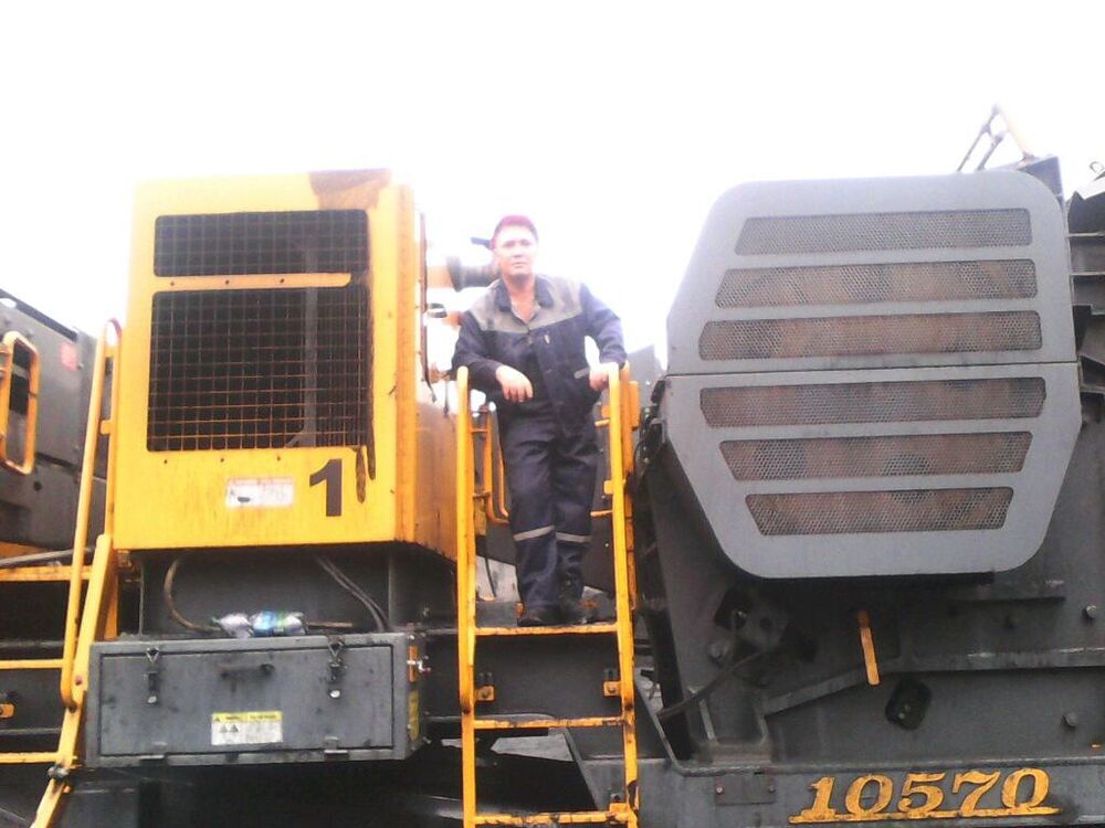  27608403  , 44 ,    