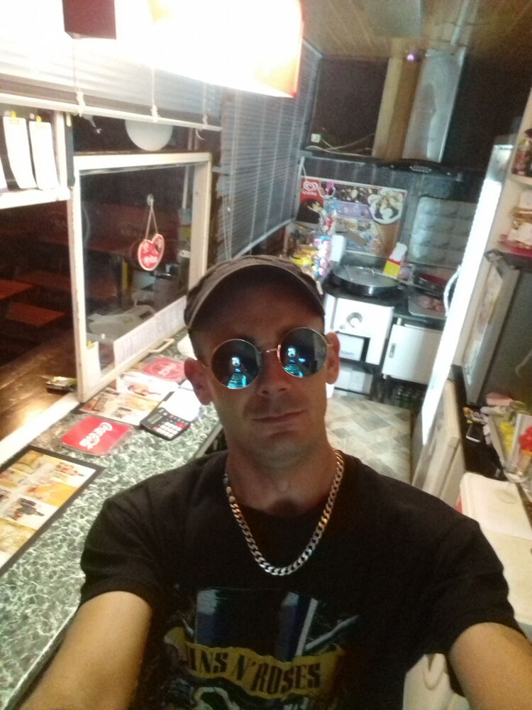  ,   Janos, 35 ,   ,   , c 