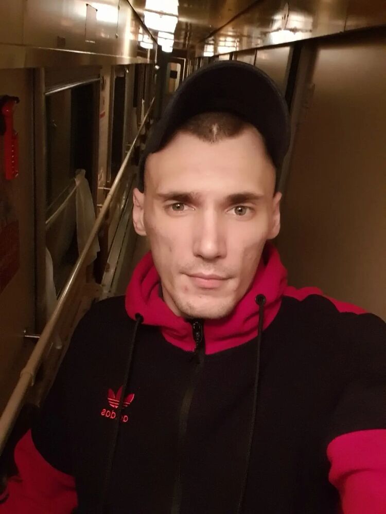  26848653  Vladimir, 30 ,    