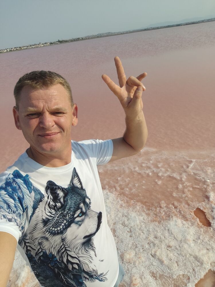  53220293  Viktor, 43 ,    Torrevieja