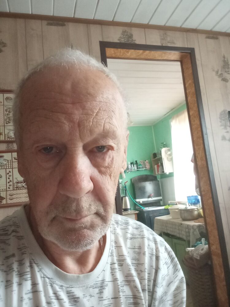  53724103  Cergei, 76 ,    