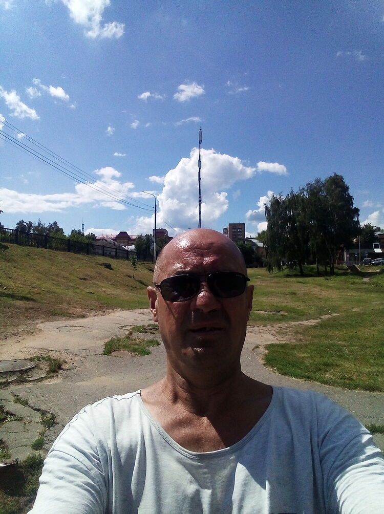  27727033  , 52 ,    