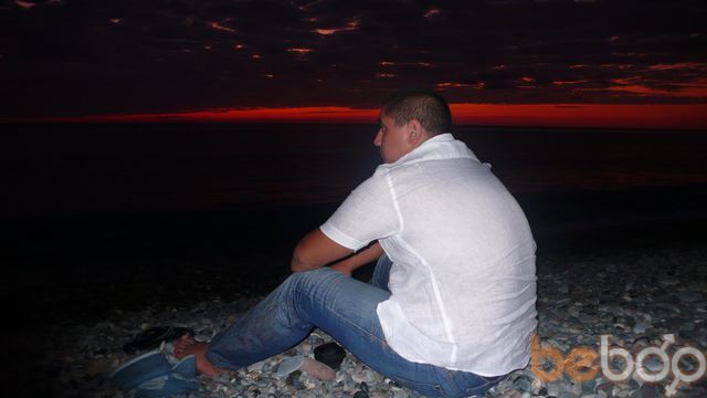  1080853  Islam, 33 ,    