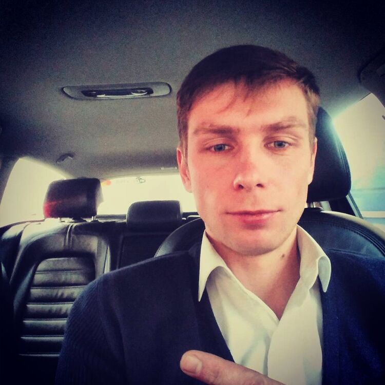  ,   Petr, 37 ,   ,   , c 