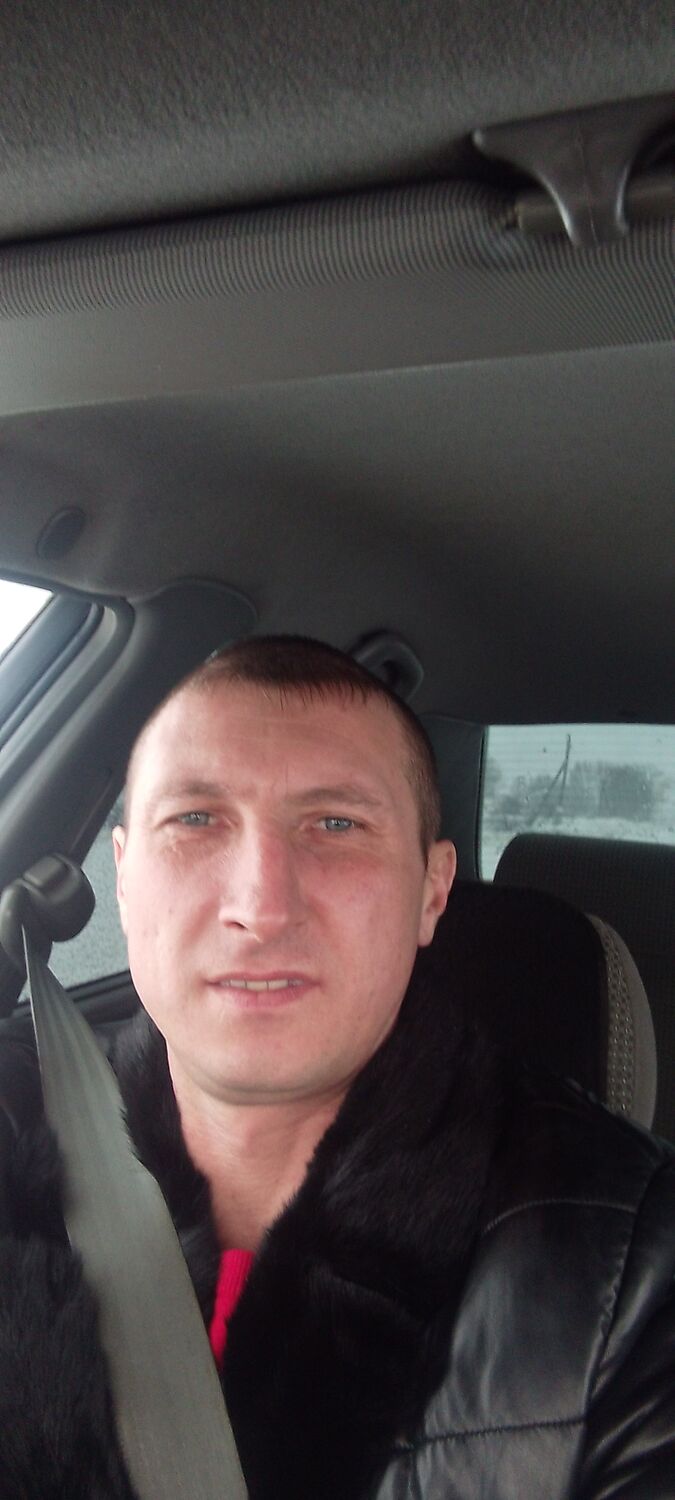  41817983  Nikolay, 40 ,    