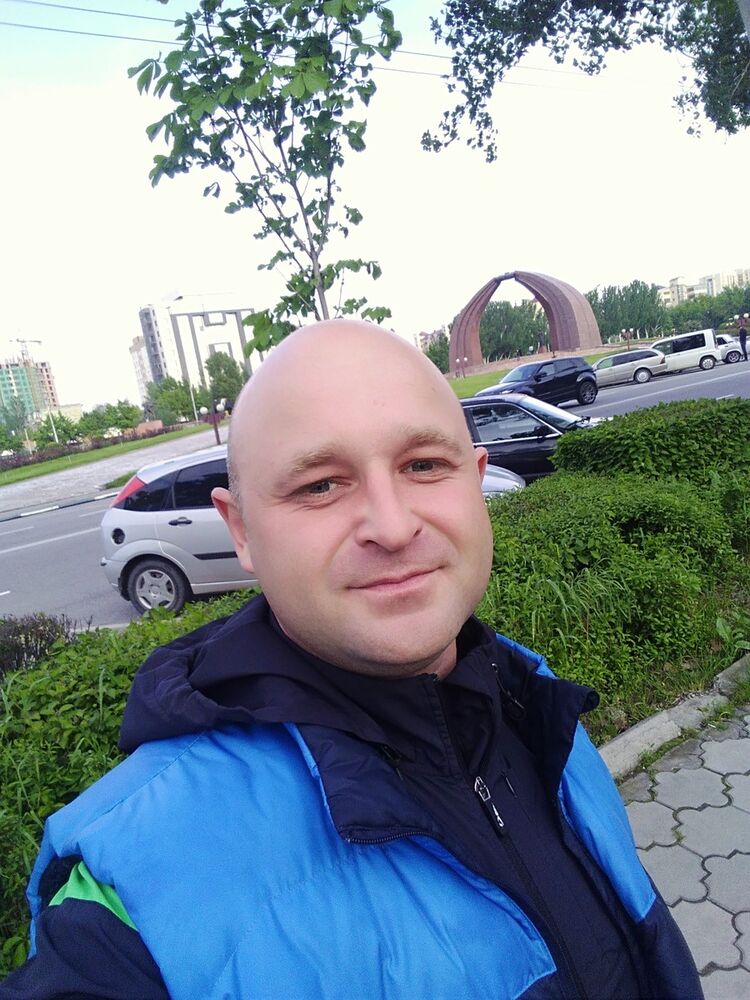  16015853  , 37 ,    