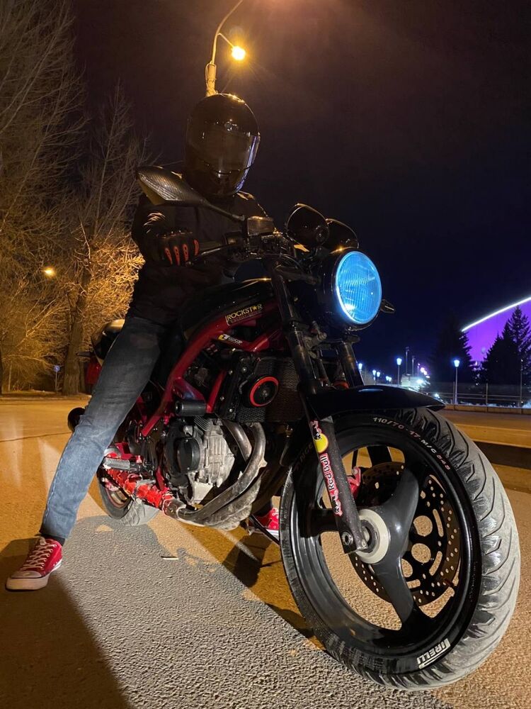 ���������� ����������, ���� ������� Elman, 32 ����, ������������ ��� ������