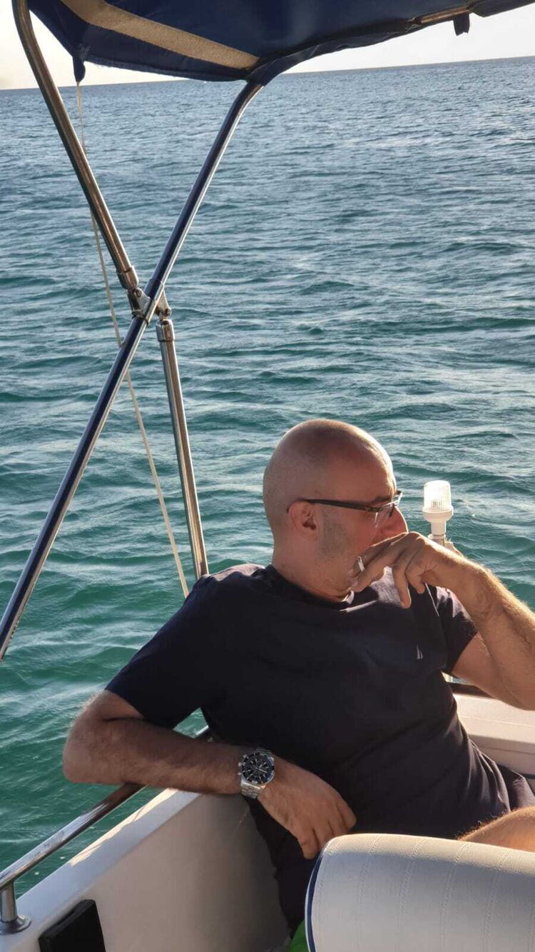  ,   Serkan, 48 ,   ,   