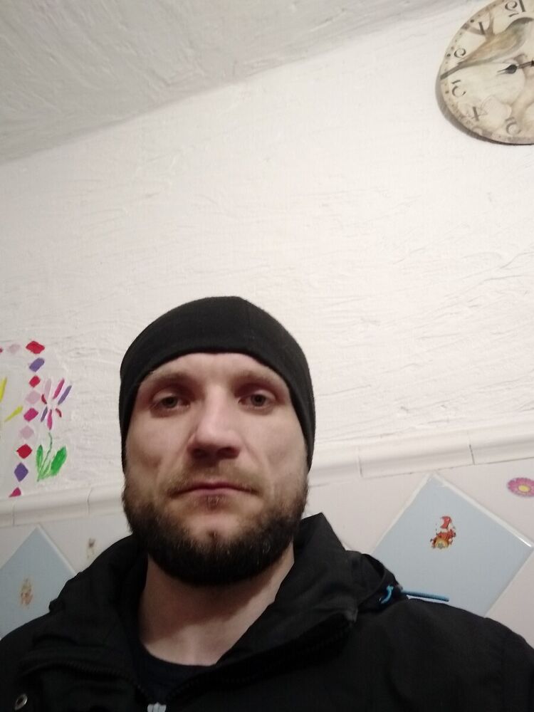  19941743  Savage, 41 ,    