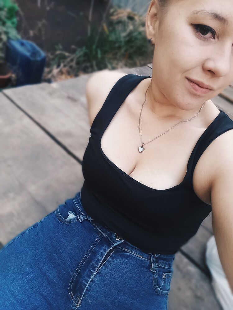  46735303  , 24 ,    