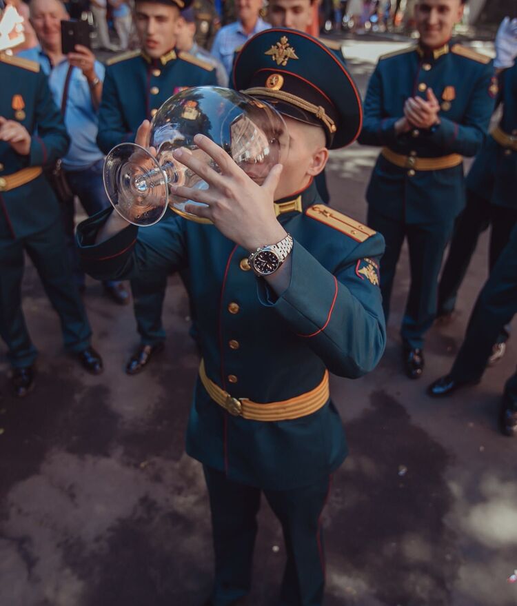  28344123  , 26 ,    