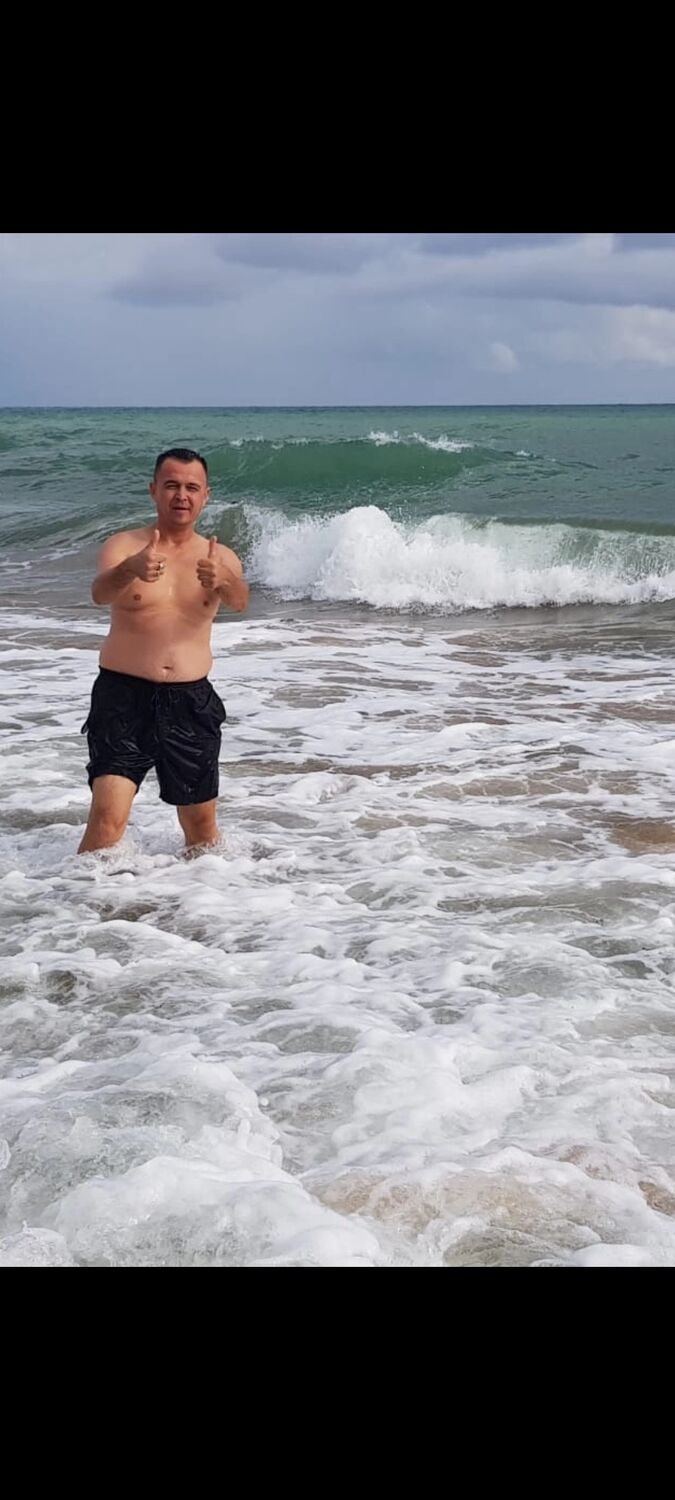  ,   Ayrat, 47 ,   c 