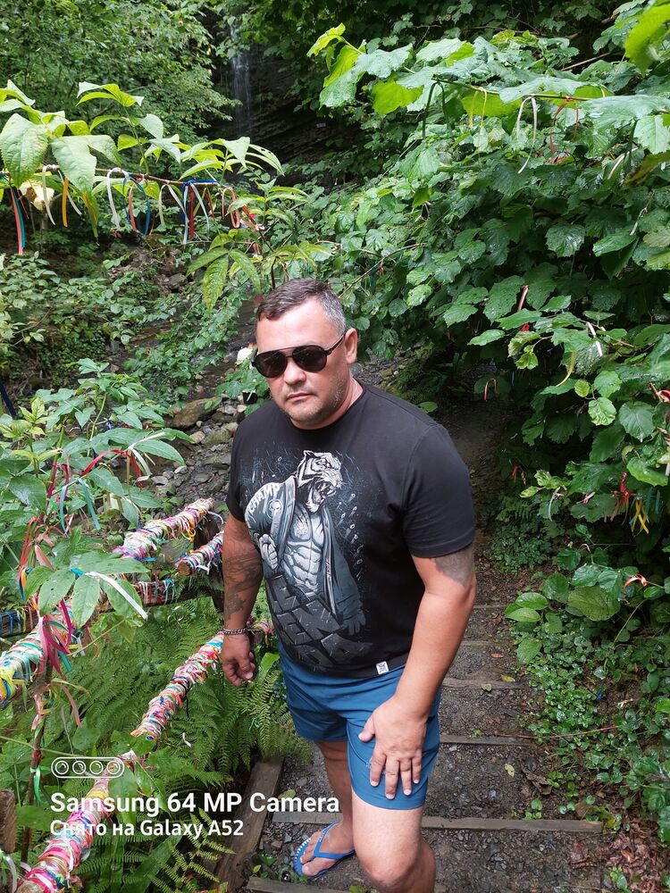  51465613  Lenar, 39 ,     