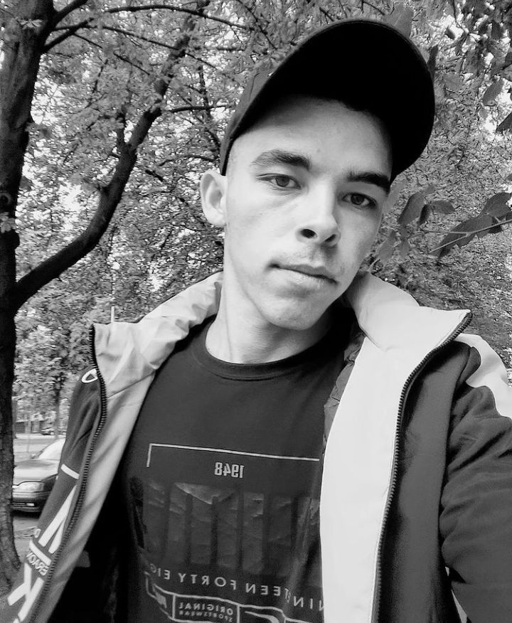  ,   Vova, 21 ,   ,   