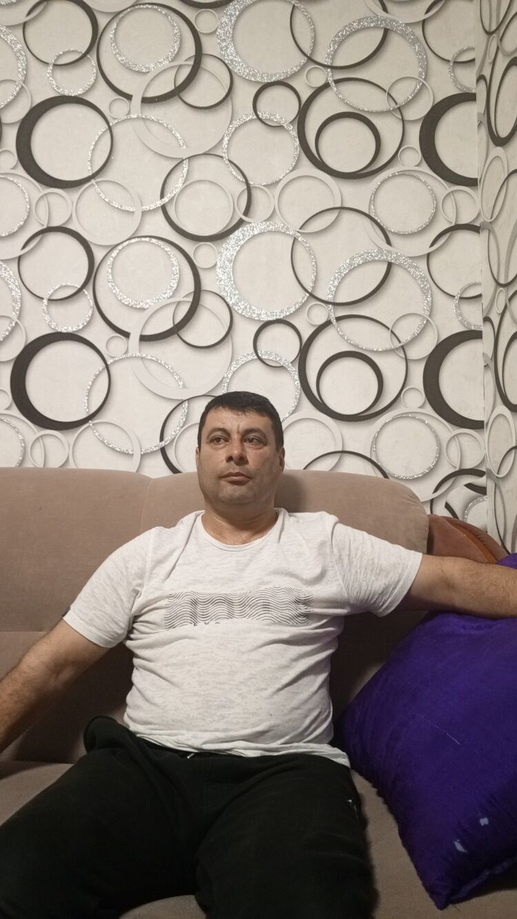  48193383  Muso, 49 ,    