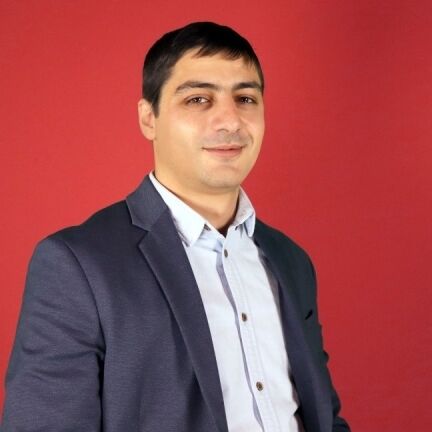  ,   Don, 33 ,   ,   
