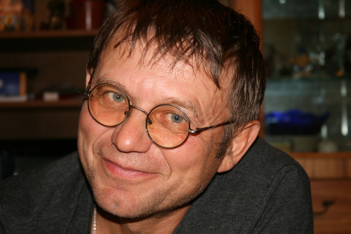  5425333  Johnik, 58 ,    