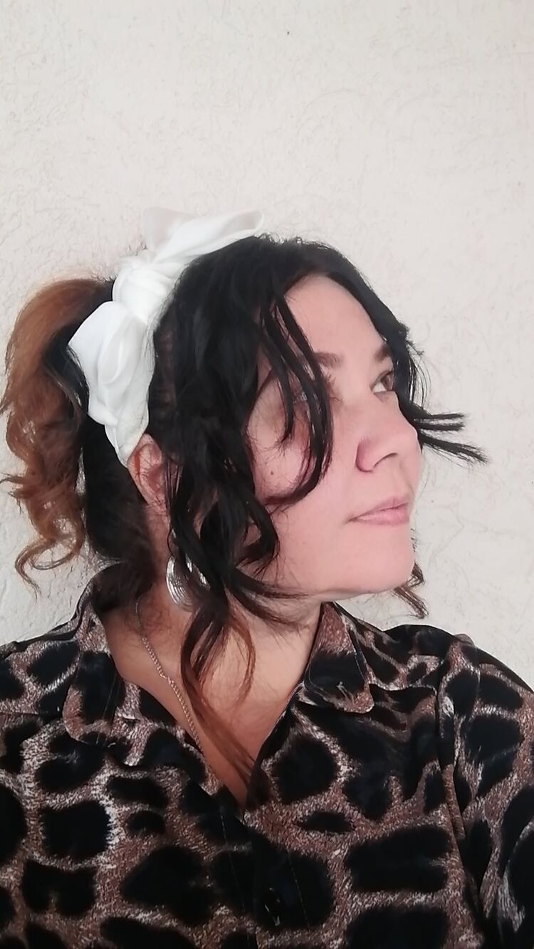  53098443  , 40 ,    