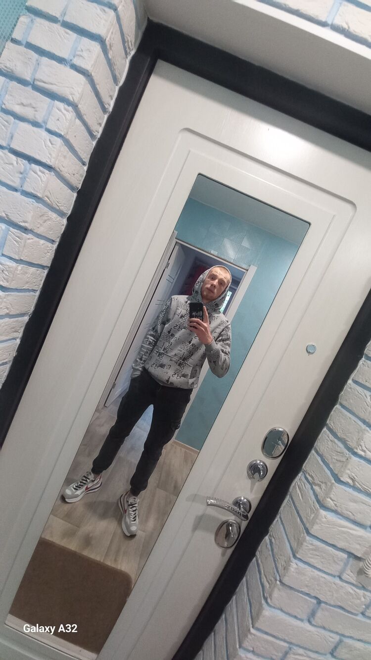  42928693  , 24 ,    