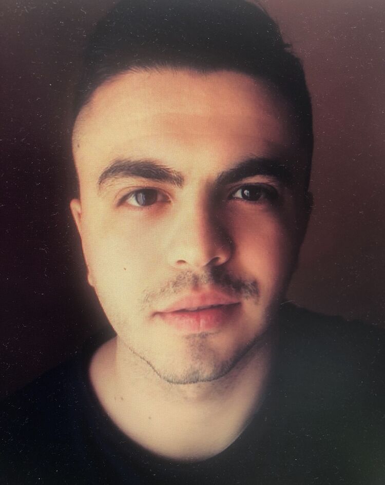  46358483  , 31 ,    