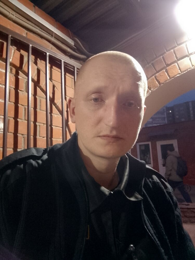  43638433  , 33 ,    