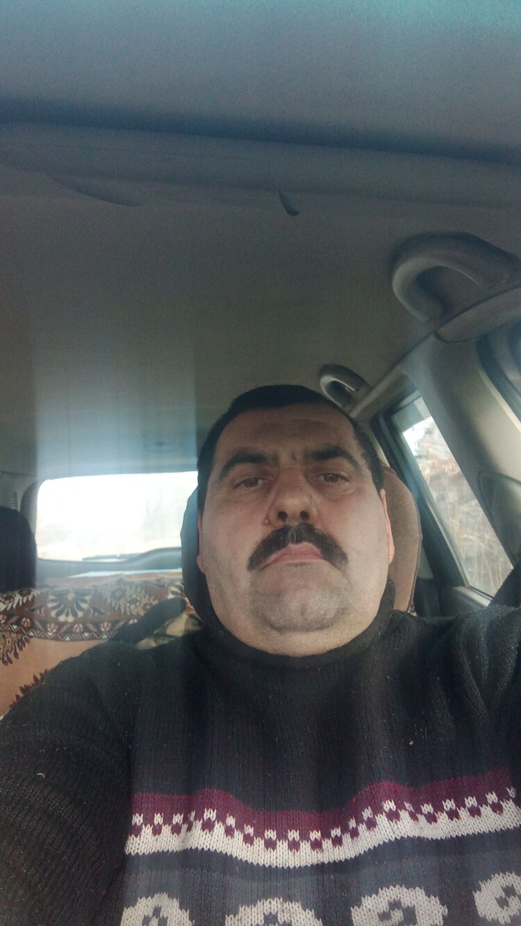  50028843  Ivan, 45 ,    