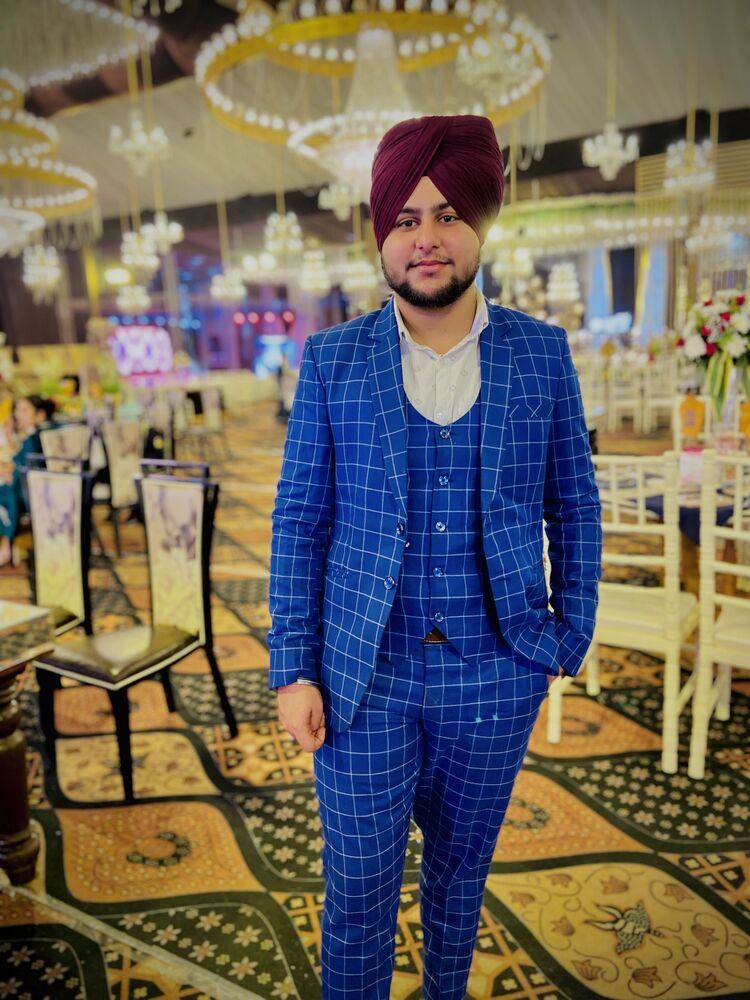  ,   Inder, 22 ,   ,   