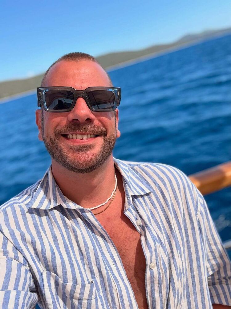  ,   Ѹ, 35 ,   ,   , c , 