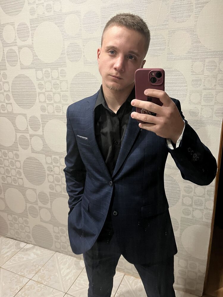  48717883  , 20 ,    