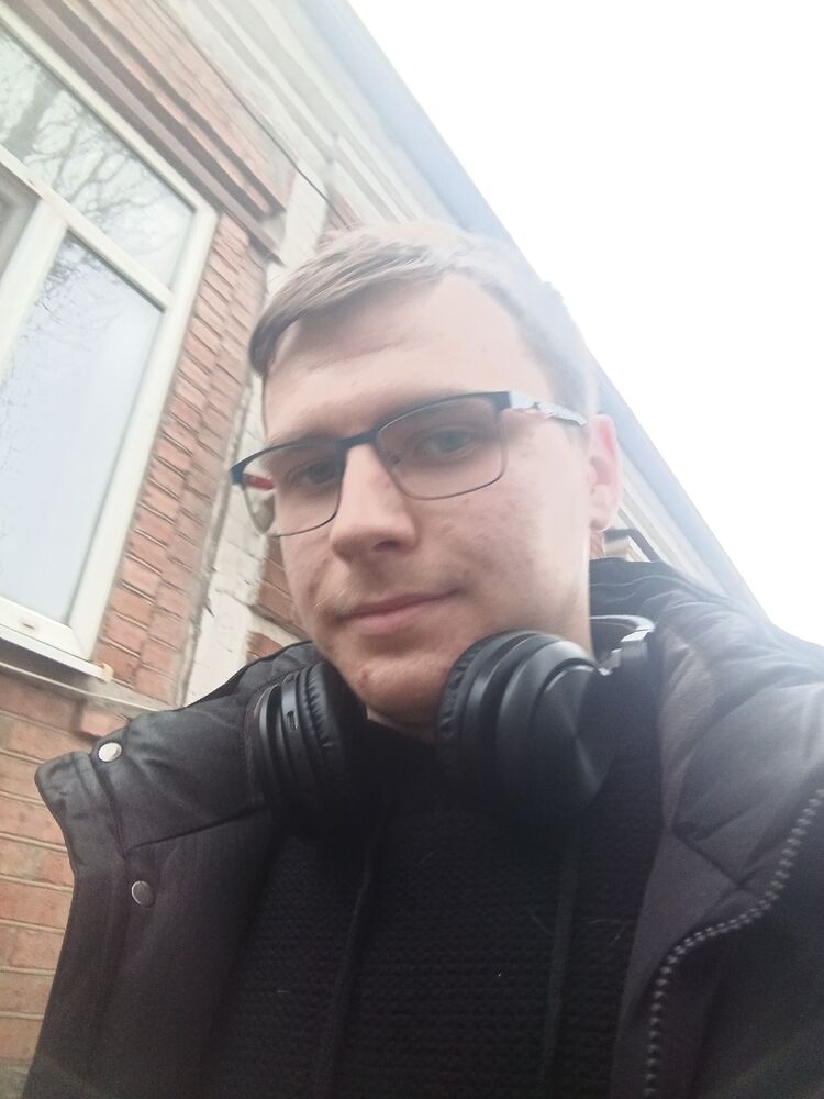 ���� 52698233 ����� ������, 18 ���, ���� ���������� � �������������