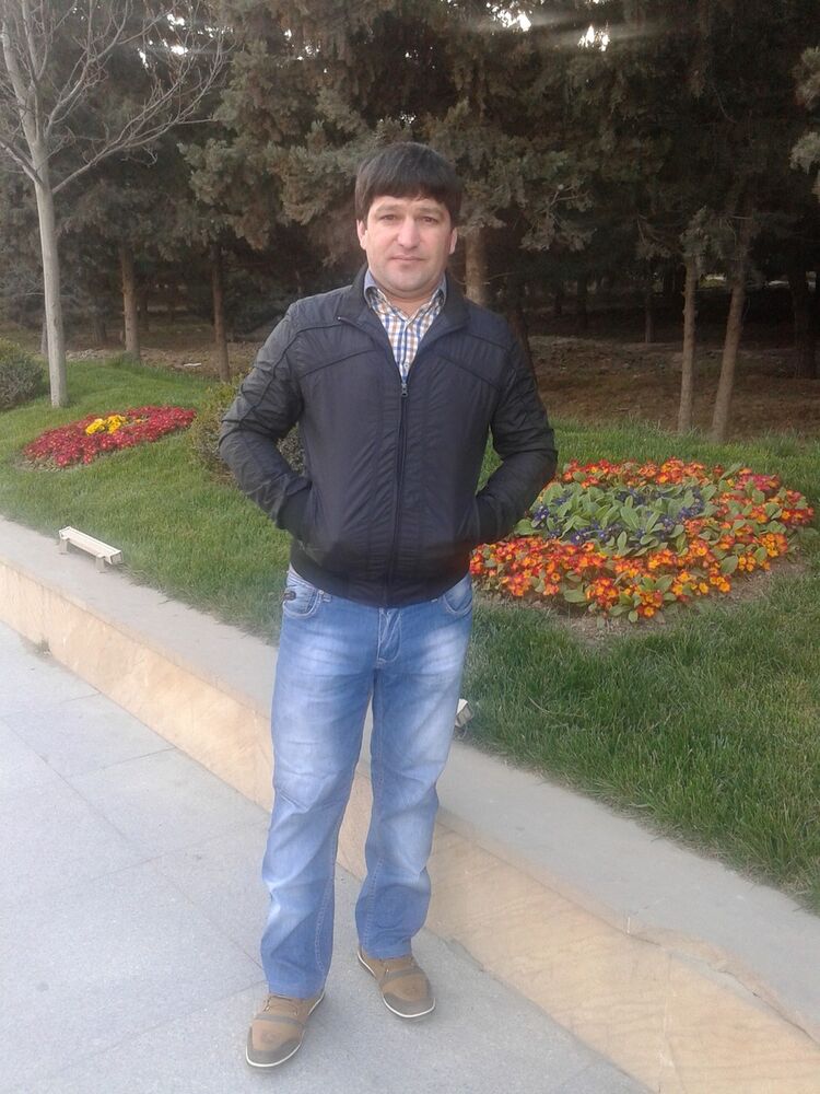  15544243  Famil, 44 ,    