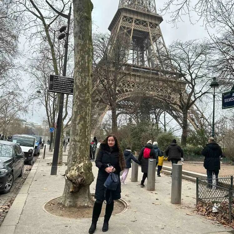  44640633  Ekaterina, 30 ,    
