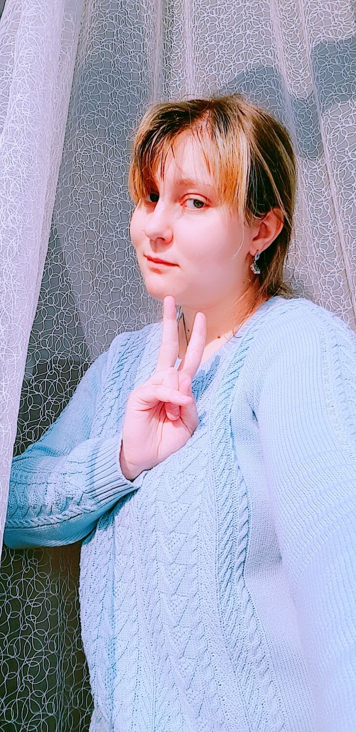  -,   Lily, 25 ,   ,   , c , 