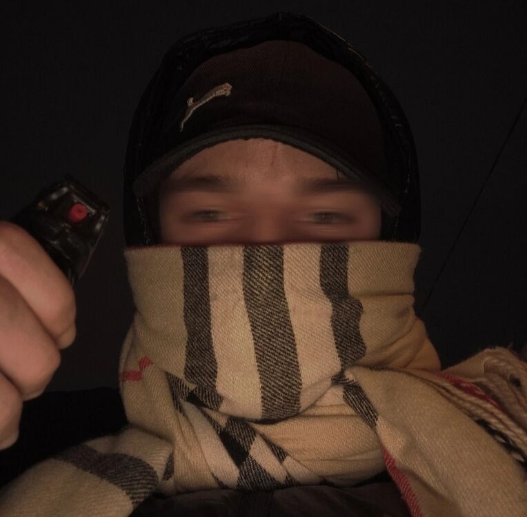  32667273  , 21 ,    