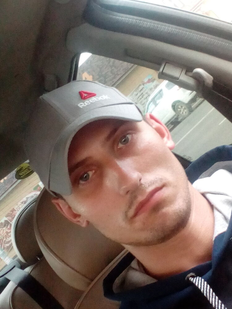  ,   Slavik, 34 ,  