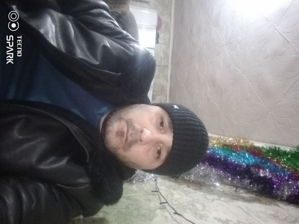  44168543  , 37 ,    