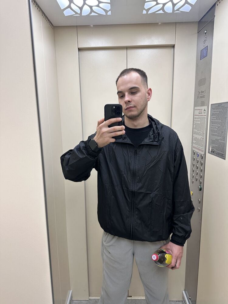  53106183  , 24 ,    -