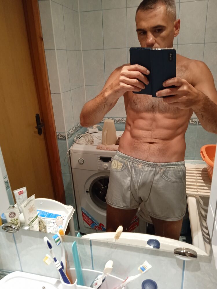  26073163  , 44 ,    