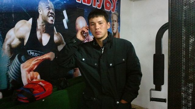  5891313  Azat, 31 ,    
