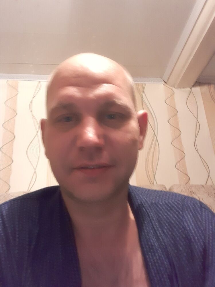  21011843  , 40 ,    