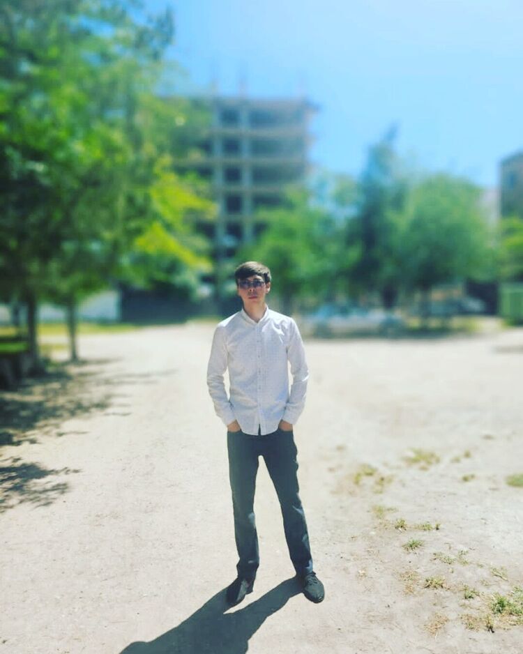  54087373  Mikhail, 27 ,    