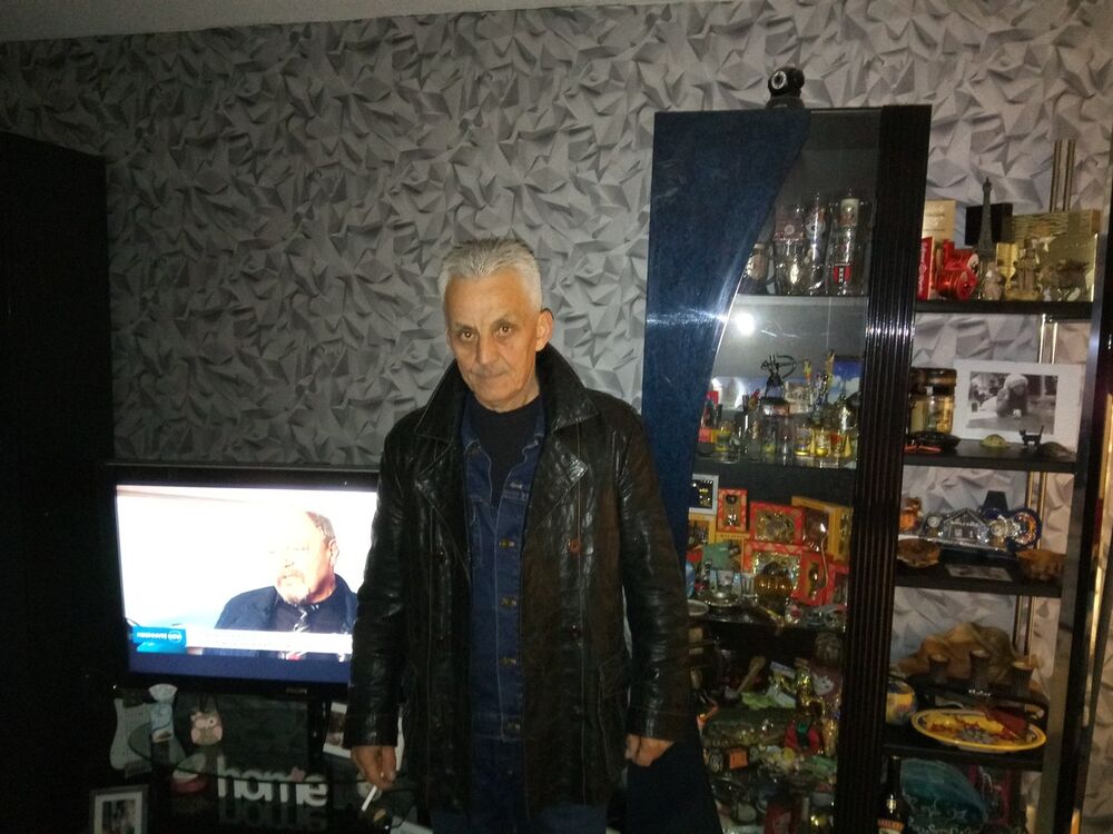  Frankfurt am Main,   Martin, 56 ,   ,   , c 