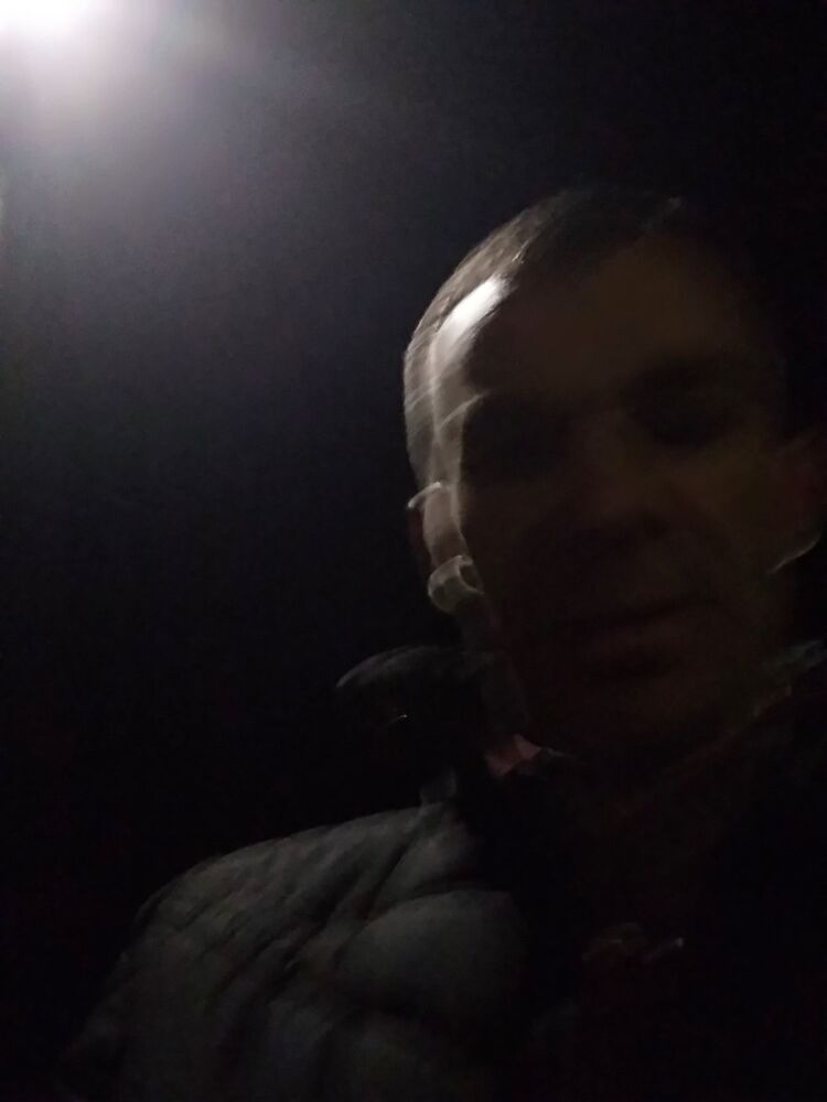  13729203  Robert, 48 ,    