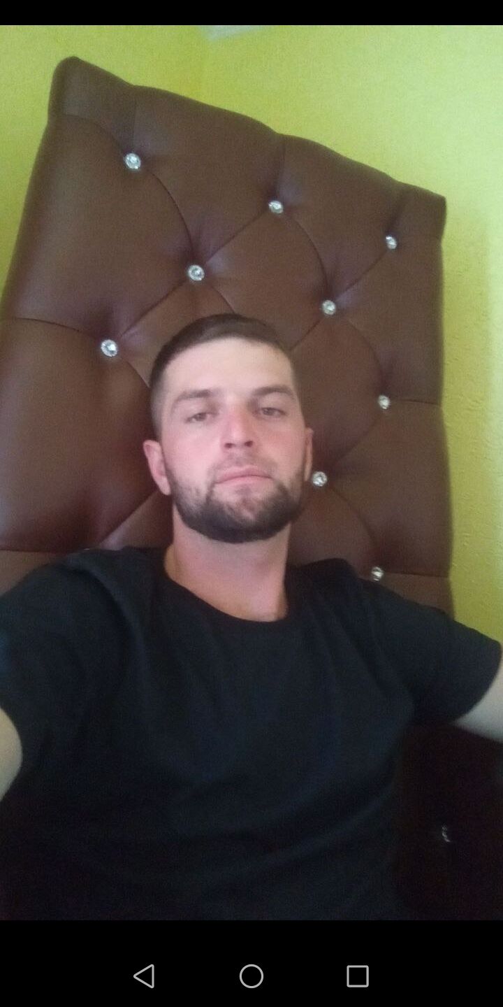  38034313  Vadim, 26 ,    